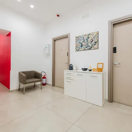 Toledo 16 Luxury Πανσιόν Νάπολη