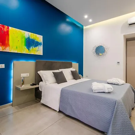 Toledo 16 Luxury 4* Νάπολη