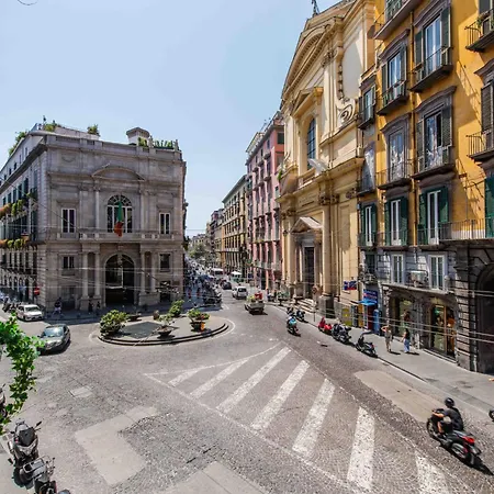 Toledo 16 Luxury Πανσιόν