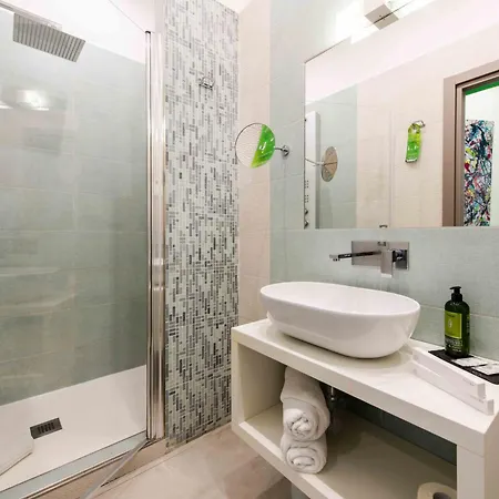 Toledo 16 Luxury 4*