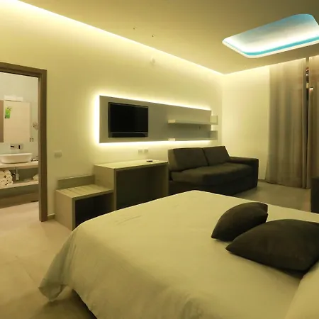 Toledo 16 Luxury 4*